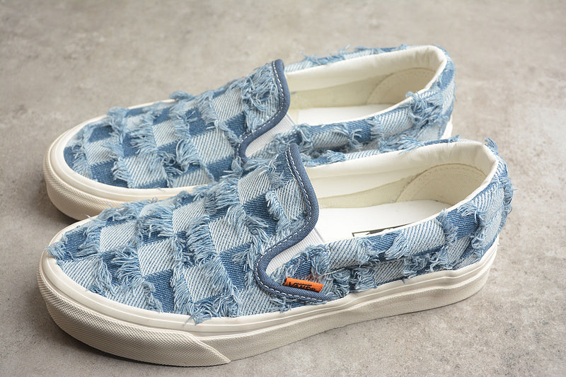 SLIP-ON WHITE/BLUE