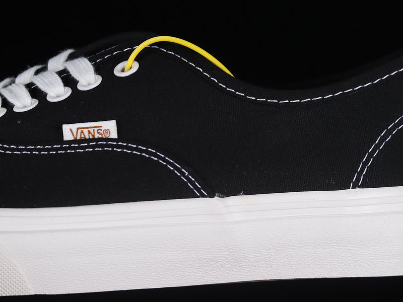 AUTHENTIC VR3 BLACK