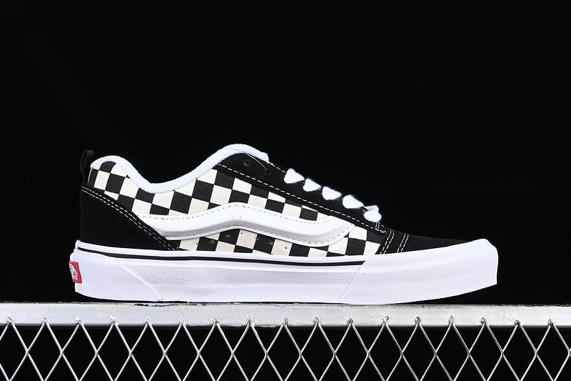 KNU SKOOL WHITE/BLACK