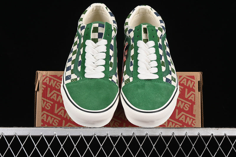 STYLE 36 GREEN/WHITE