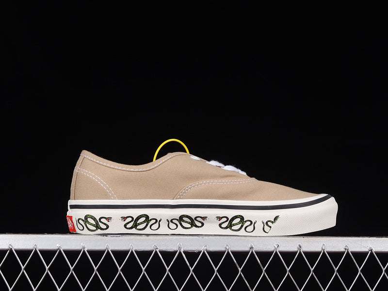 AUTHENTIC 44 DX KHAKI SNAKE