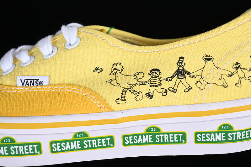 SESAME STREET X VANS AUTHENTIC WHHITE/YELLOW