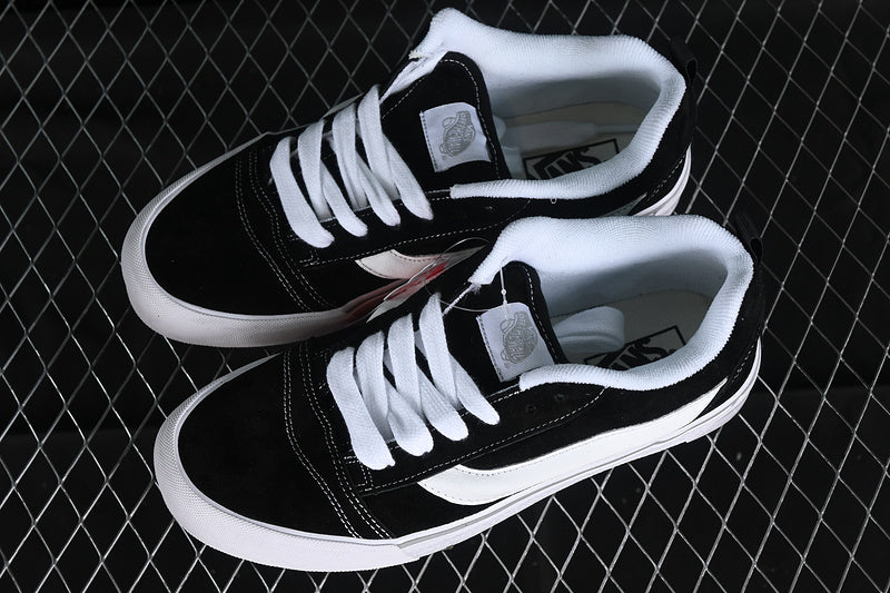 KNU SKOOL WHITE/BLACK