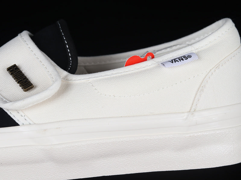 SLIP-ON 47 DX WHITE