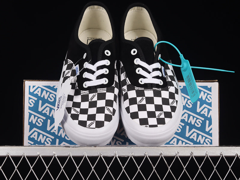 AUTHENTIC LX BLACK CHECKERBOARD TOE BLACK/WHITE