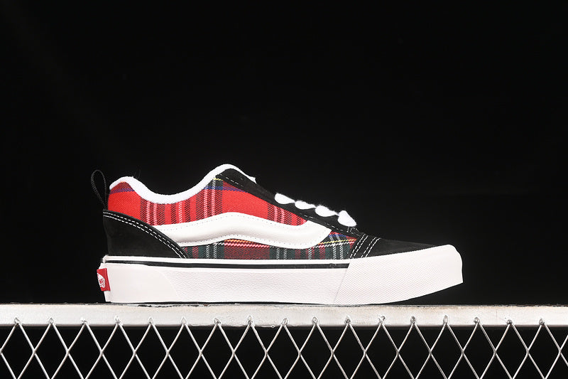 KNU SKOOL WHITE/BLACK/RED