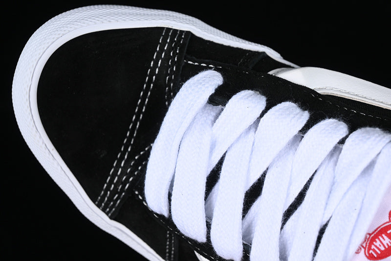 KNU SKOOL WHITE/BLACK