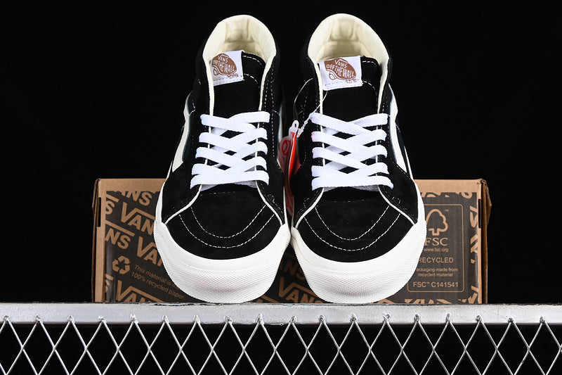 SK8-MID VR3 WHITE/BLACK