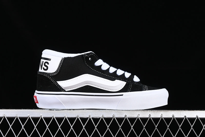 KNU SKOOL WHITE/BLACK