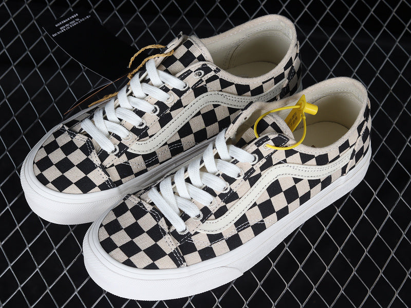 OLD SKOOL CHECKERBOARD BLACK/WHITE