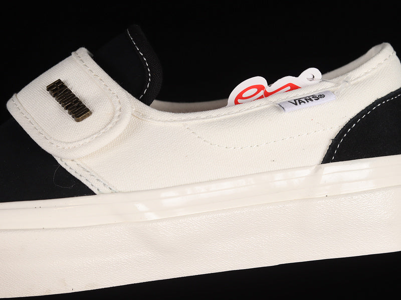 SLIP-ON 47 DX WHITE/BLACK