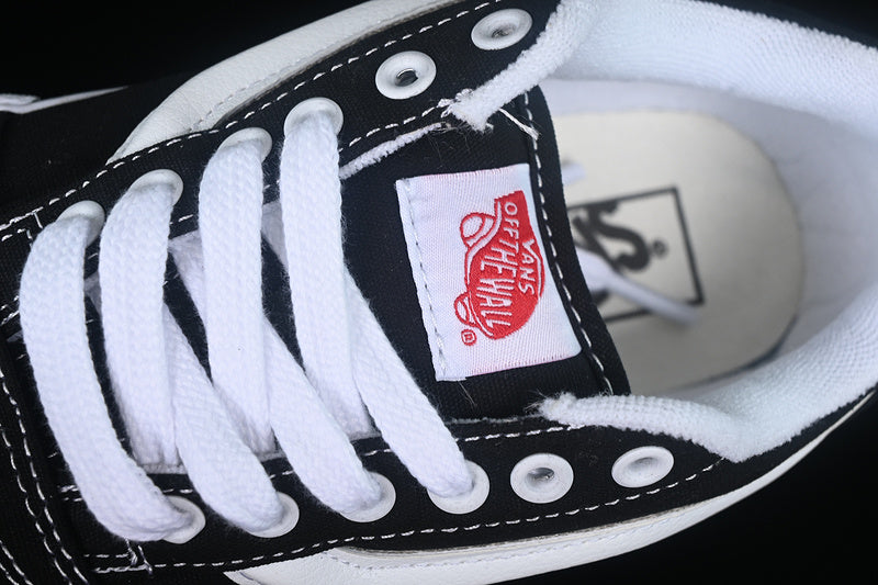 KNU SKOOL WHITE/BLACK