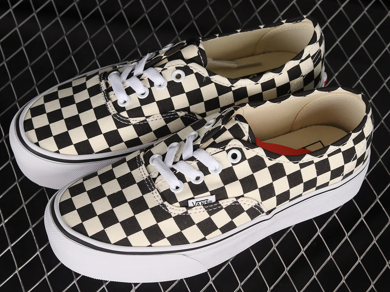 AUTHENTIC PLATFORM CHECKERBOARD WHITE/BLACK