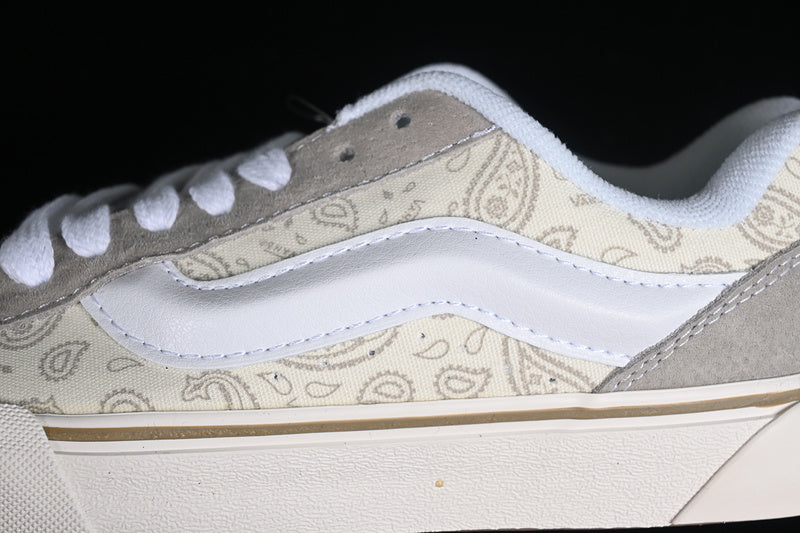 KNU SKOOL WHITE/GREY