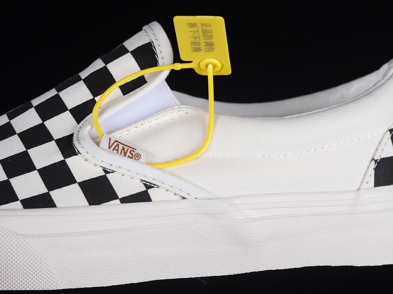 SLIP-ON VR3 WHITE/BLACK