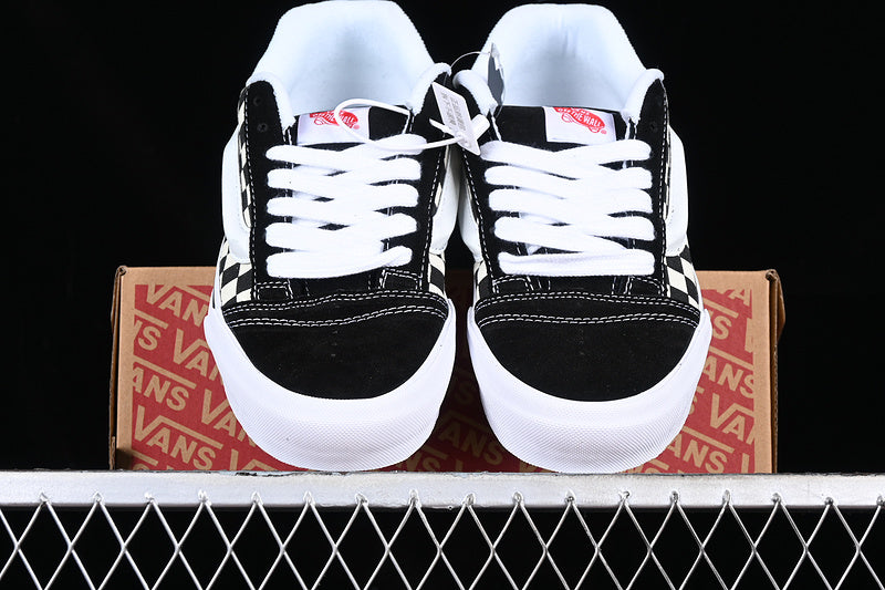 KNU SKOOL WHITE/BLACK