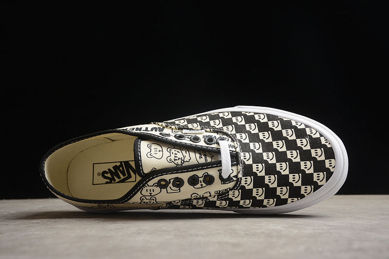 OTW NUTTSH X AUTHENTIC BLACK/WHITE