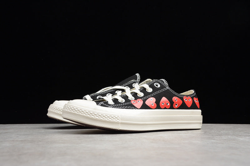 CHUCK TAYLOR ALL-STAR 70S X CDG LOW MULTI HEARTS BLACK/RED-EGRET