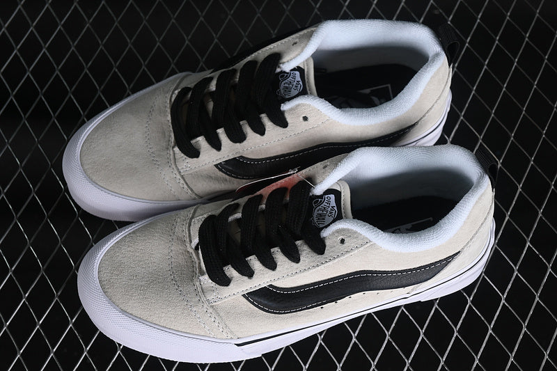 KNU SKOOL WHITE/BLACK/GREY