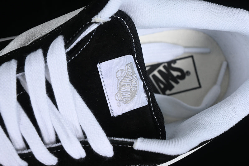 KNU SKOOL WHITE/BLACK