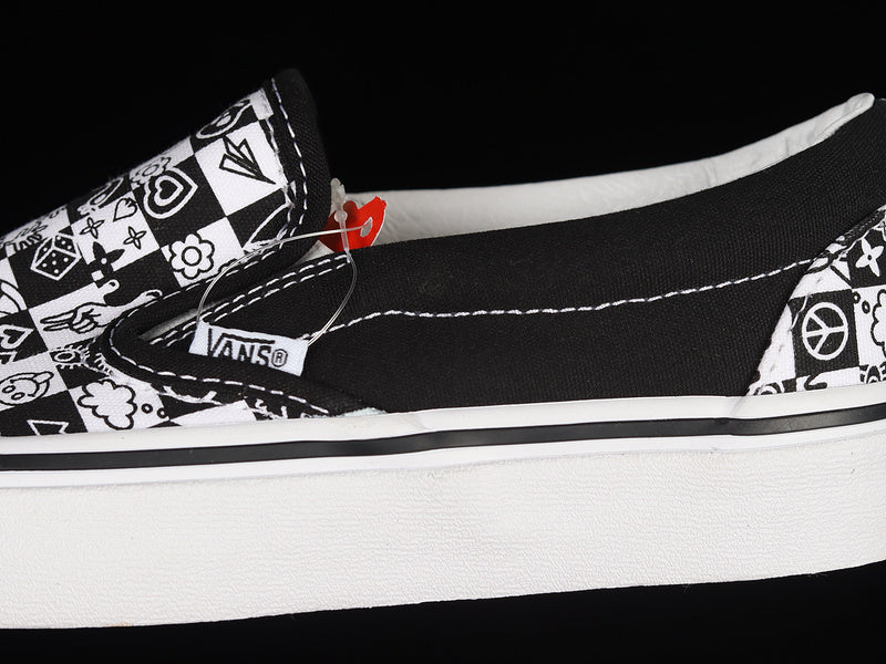 SLIP-ON CHECKERBOARD BLACK/OFF WHITE