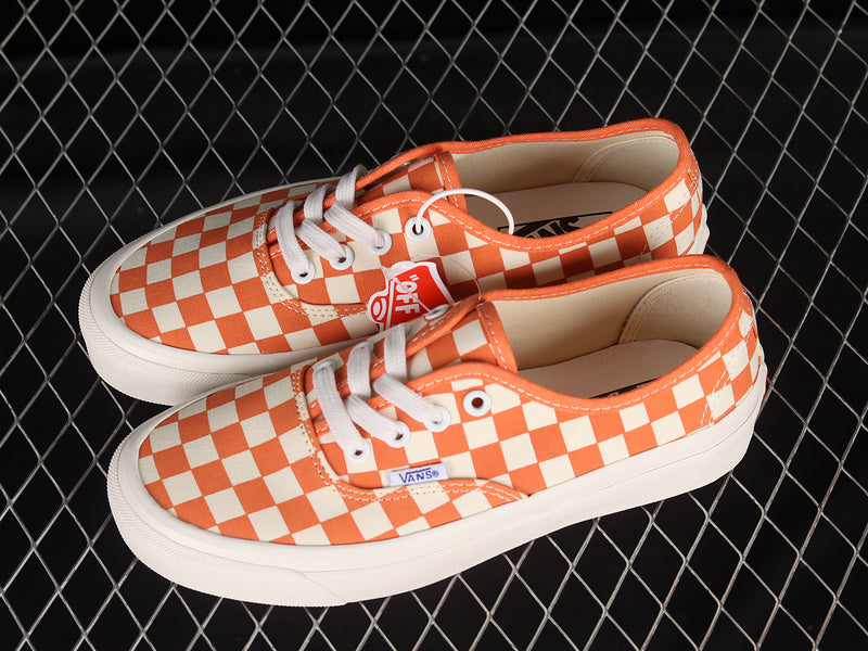 AUTHENTIC 44 DX ORANGE/WHITE