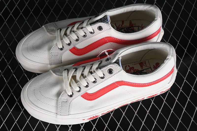 SK8-LOW REISSUE S WHTE/GREY/RED