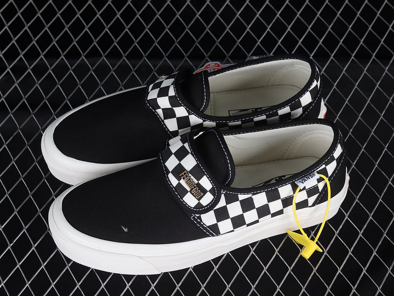 SLIP-ON 47 DX BLACK/WHITE