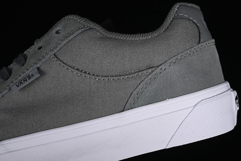 CHUKKA PUSH WHITE/GREY