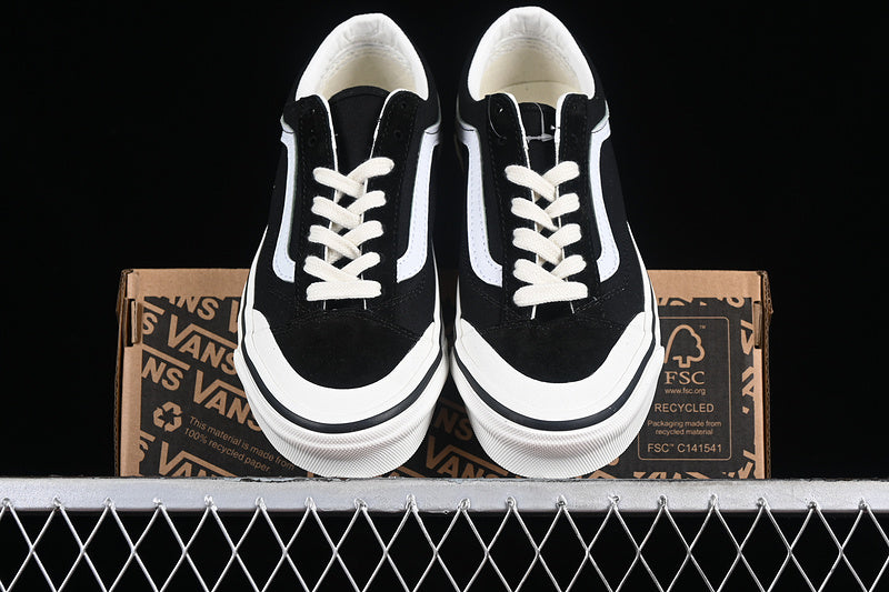 OLD SKOOL REISSUE 136 WHITE/BLACK