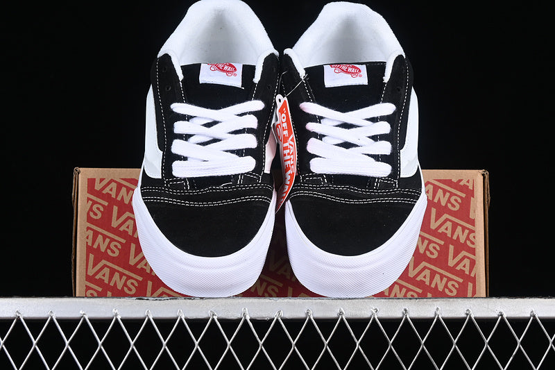 KNU SKOOL WHITE/BLACK