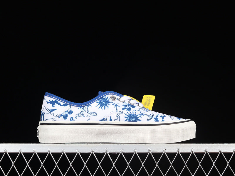 AUTHENTIC BLUE/WHITE