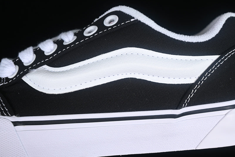 KNU SKOOL WHITE/BLACK