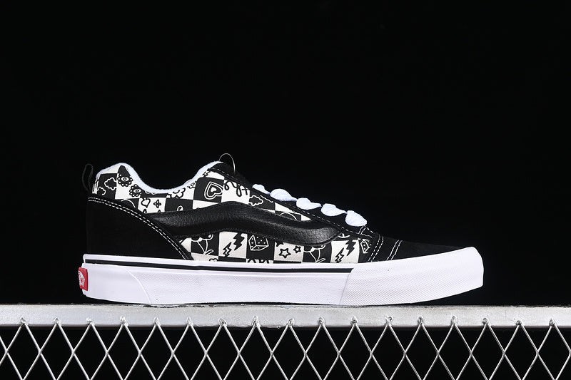 KNU SKOOL BLACK/WHITE