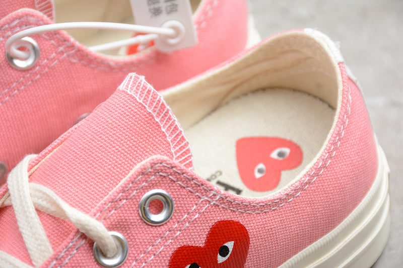 PLAY CDG X CHUCK TAYLOR 70S LOW TOP STRAWBERRY PINK/EGRET