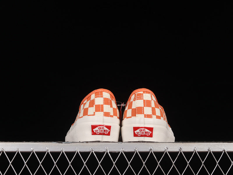 AUTHENTIC 44 DX ORANGE/WHITE