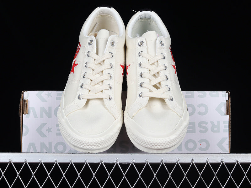 COMME DES GARÇONS PLAY X ONE STAR CLOUD DANCER/RED/WHITE