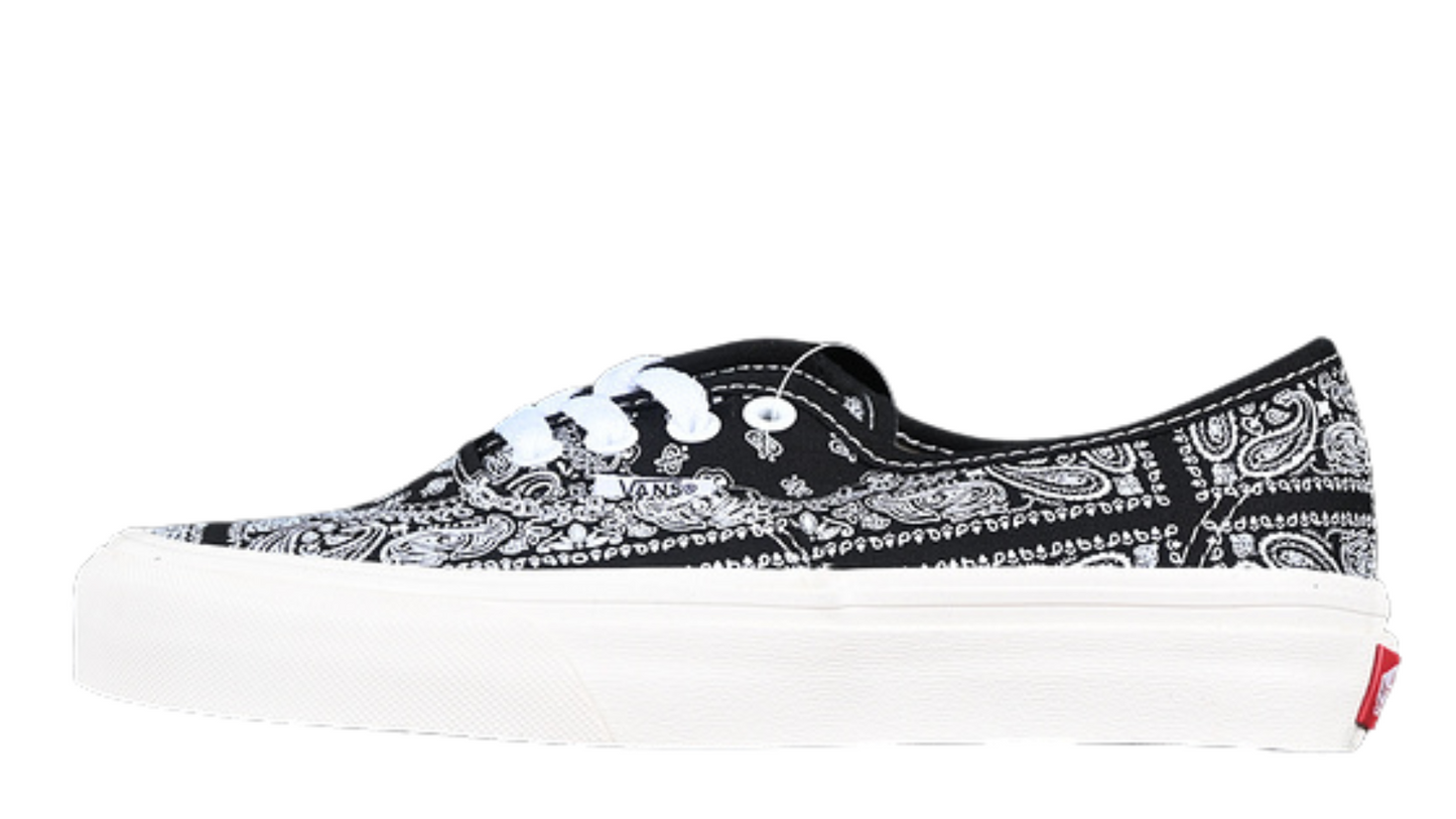 AUTHENTIC WHITE/BLACK/GREY