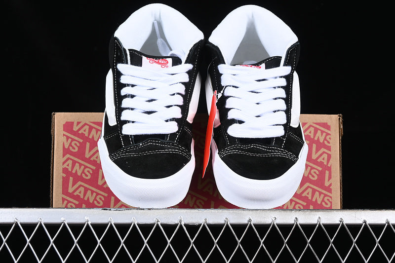 KNU SKOOL WHITE/BLACK