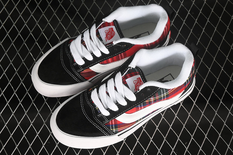 KNU SKOOL WHITE/BLACK/RED