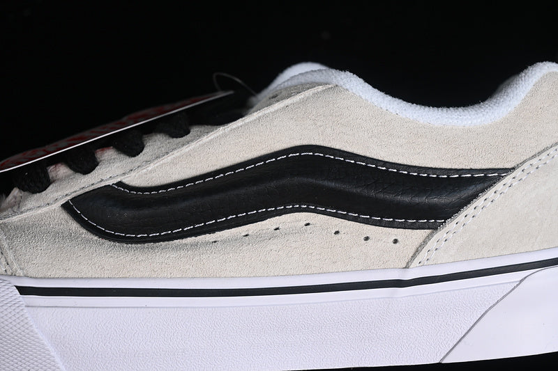 KNU SKOOL WHITE/BLACK/GREY