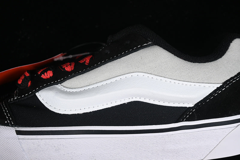 KNU SKOOL WHITE/BLACK/RED