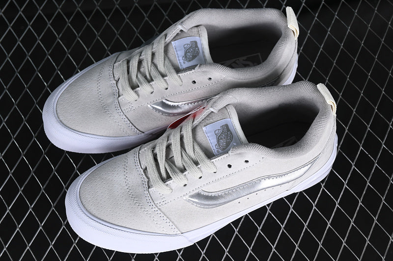 KNU SKOOL WHITE/GREY/SILVER