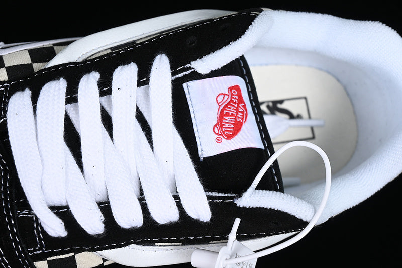 KNU SKOOL WHITE/BLACK