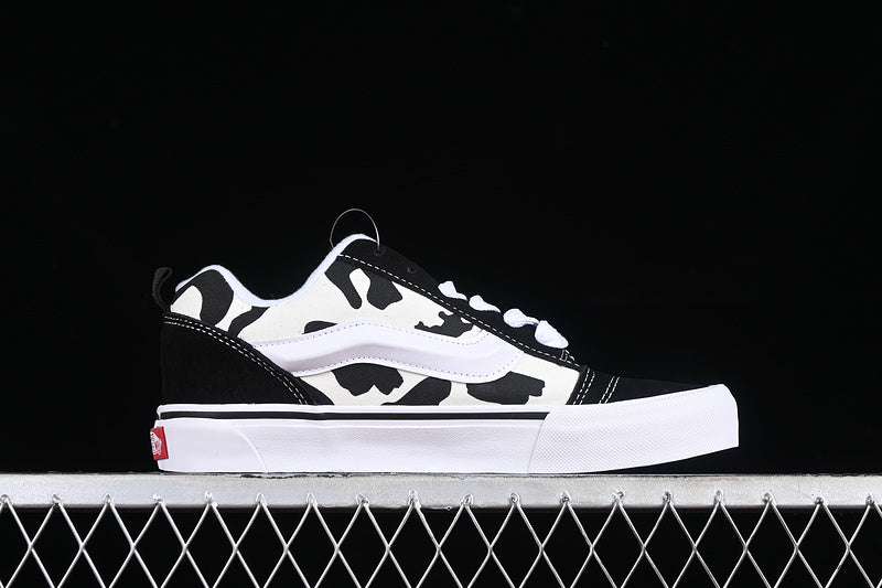 KNU SKOOL WHITE/BLACK