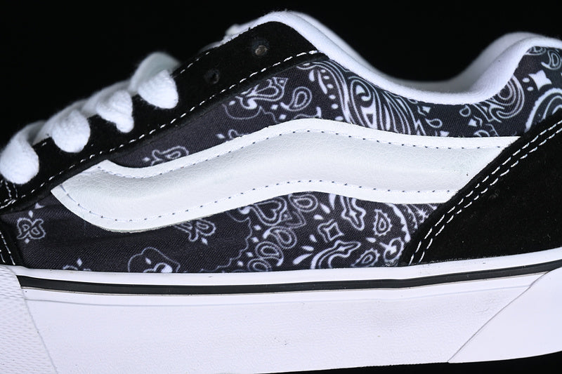 KNU SKOOL WHITE/BLACK