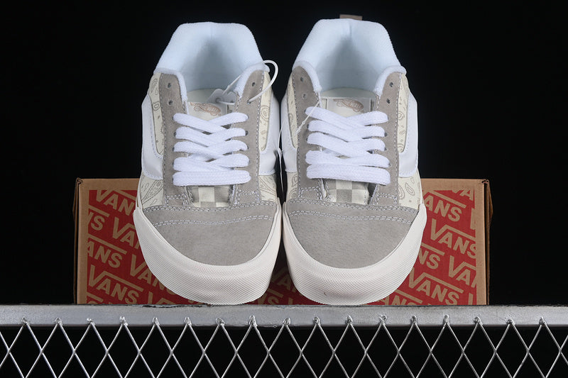 KNU SKOOL WHITE/GREY