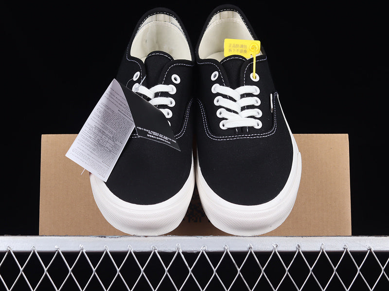 AUTHENTIC VR3 BLACK