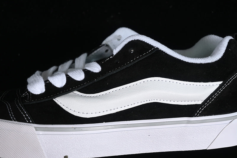 KNU SKOOL WHITE/BLACK