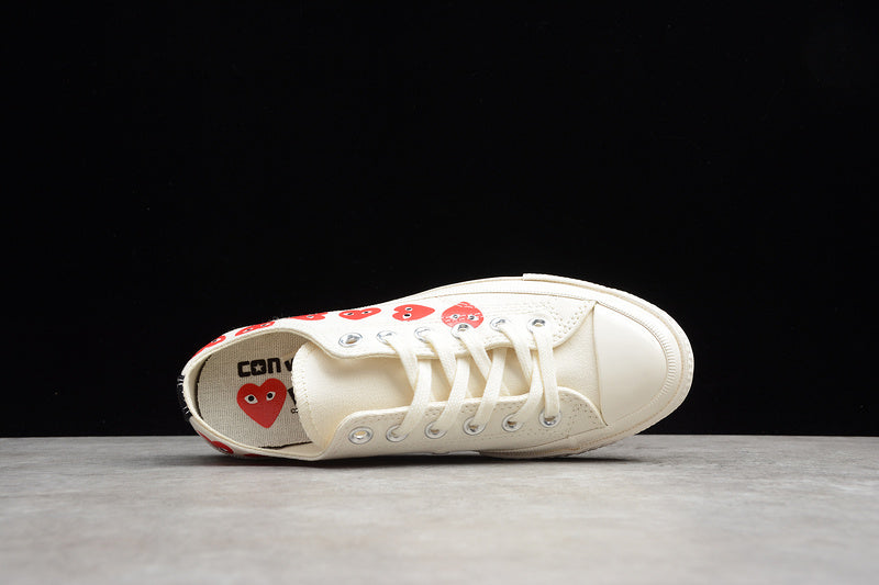 CHUCK TAYLOR ALL-STAR 70S X CDG LOW MULTI HEARTS WHITE/RED-EGRET